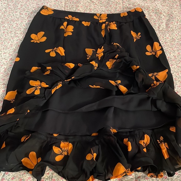 CatherineMaLandrino Skirt - Picture 6 of 8